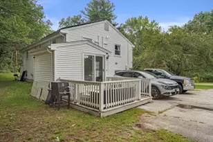 61 Taunton St, Bellingham, MA 02019 - Photo 25