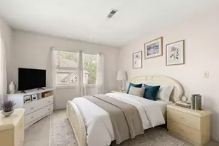 15 Marion St, Boston, MA 02131 - Photo 9