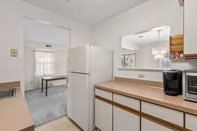 15 Marion St #F, Boston, MA 02131 - Photo 9