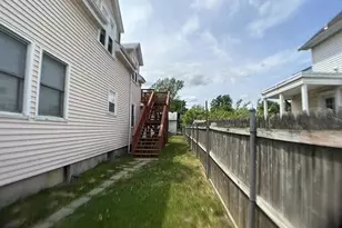 1075 Washington St, Attleboro, MA 02703 - Photo 15