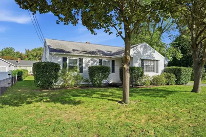 30 French St, Springfield, MA 01104 - Photo 5