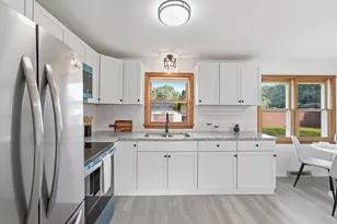 30 French St, Springfield, MA 01104 - Photo 11