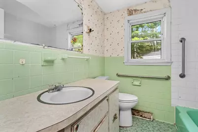 21 Horan Way, Stoughton, MA 02072 - Photo 11
