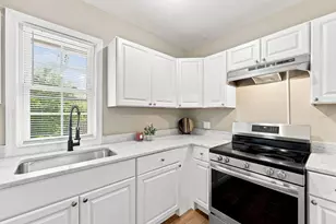 133 Parker St, Springfield, MA 01151 - Photo 7