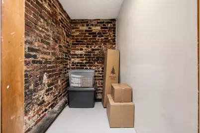 32 Grove St #8, Boston, MA 02114 - Photo 21