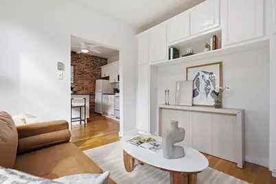 32 Grove St #8, Boston, MA 02114 - Photo 7