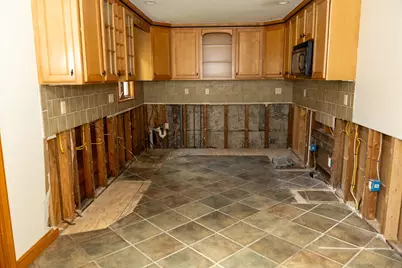 19 Eastland Rd, Boston, MA 02130 - Photo 9