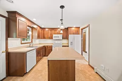 391 Scenic Hwy, Bourne, MA 02532 - Photo 9