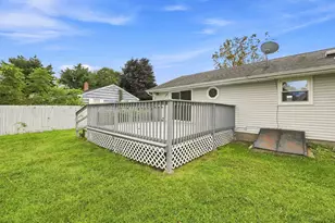 76 Daley St, Chicopee, MA 01013 - Photo 37