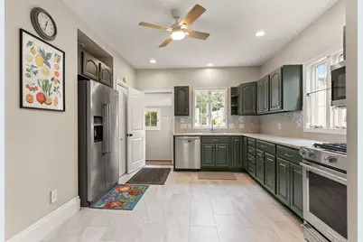 258 Cross St, Winchester, MA 01890 - Photo 9