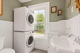258 Cross St, Winchester, MA 01890 - Photo 29