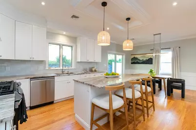 20 College Farm Rd, Waltham, MA 02451 - Photo 3