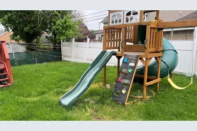 133 Puritan Ave, Worcester, MA 01604 - Photo 15