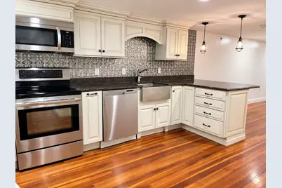 6A School St #6A, Plymouth, MA 02360 - Photo 5