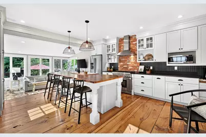 18 Broad St, Newburyport, MA 01950 - Photo 15