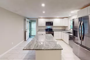 36 Stuart Ave, Leominster, MA 01453 - Photo 11
