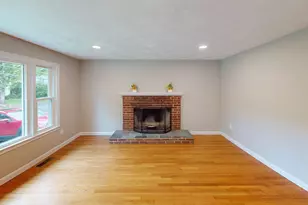 36 Stuart Ave, Leominster, MA 01453 - Photo 13