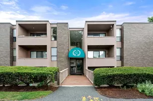 64 Shrewsbury Green Dr, Shrewsbury, MA 01545 - Photo 1