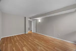 10 Shrewsbury Green Dr, Shrewsbury, MA 01545 - Photo 17