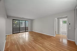 10 Shrewsbury Green Dr, Shrewsbury, MA 01545 - Photo 11