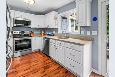 66 Pleasant St #6, Oxford, MA 01537 - Photo 11