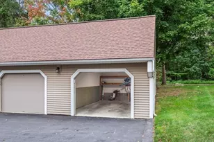 66 Pleasant St, Oxford, MA 01537 - Photo 39
