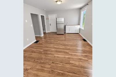 83-85 Pilling St, Haverhill, MA 01832 - Photo 11