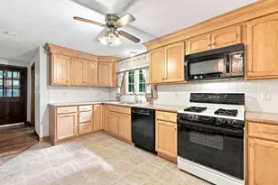 30 Ideal Ave, Chelmsford, MA 01824 - Photo 5
