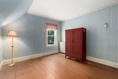 35 Dutcher St, Hopedale, MA 01747 - Photo 15