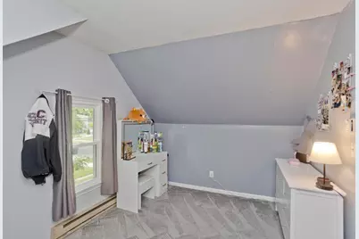 143 Winton St, Springfield, MA 01118 - Photo 21