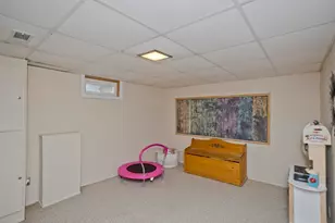 143 Winton St, Springfield, MA 01118 - Photo 33