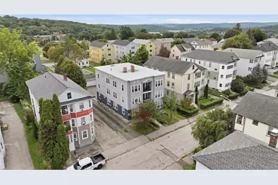 17 Fairbanks St, Worcester, MA 01610 - Photo 3
