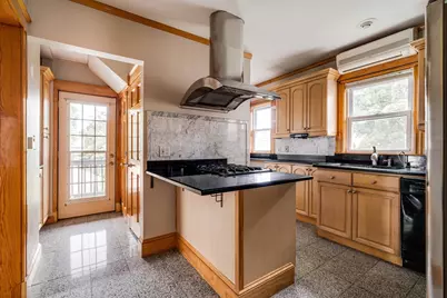 59 Court St #2, Medford, MA 02155 - Photo 5