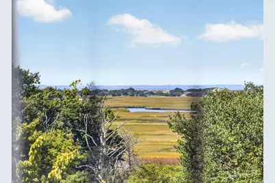 82 Nottingham Dr, Yarmouth, MA 02632 - Photo 5