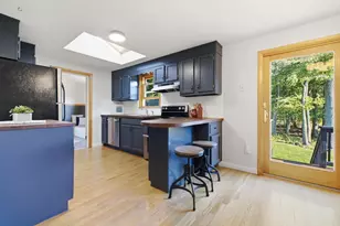 53 Skilton Ln, Burlington, MA 01803 - Photo 3