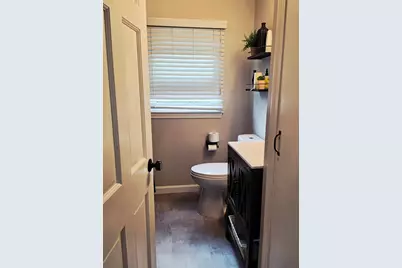 125 Running Brook Rd, Boston, MA 02132 - Photo 7
