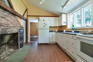 22 Chestnut St, Framingham, MA 01701 - Photo 11