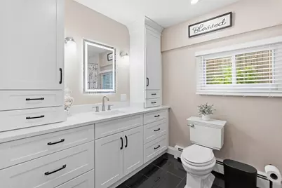 37 Westford Street, Saugus, MA 01906 - Photo 15