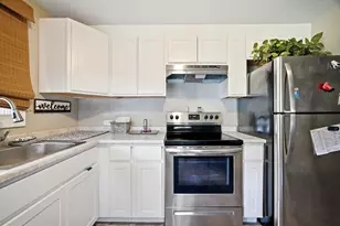 156-158 Santa Barbara St, Springfield, MA 01104 - Photo 5