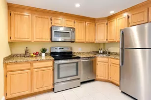 1742 Beacon St, Brookline, MA 02445 - Photo 5