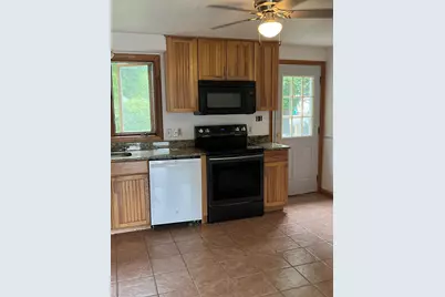 112 Border #112, Northbridge, MA 01588 - Photo 3