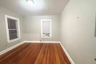 18 Perry St, Somerville, MA 02143 - Photo 3