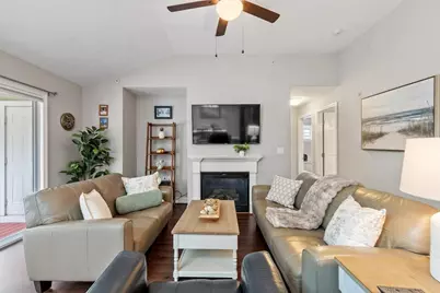 605 Devenwood Way #605, Clinton, MA 01510 - Photo 19