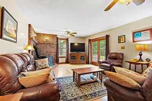 1388 Main St, Lancaster, MA 01523 - Photo 17