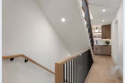 421 E. 6th St #TH1, Boston, MA 02127 - Photo 27