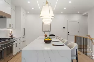 421 E 6th St, Boston, MA 02127 - Photo 7