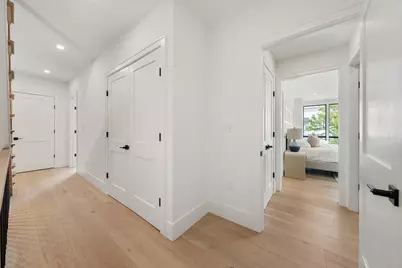 421 E. 6th St #TH1, Boston, MA 02127 - Photo 15