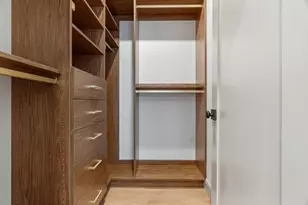 32 McKone St, Boston, MA 02122 - Photo 17