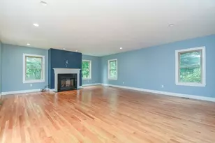 5 Lane Ave, Bedford, MA 01730 - Photo 13