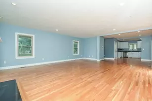 5 Lane Ave, Bedford, MA 01730 - Photo 3